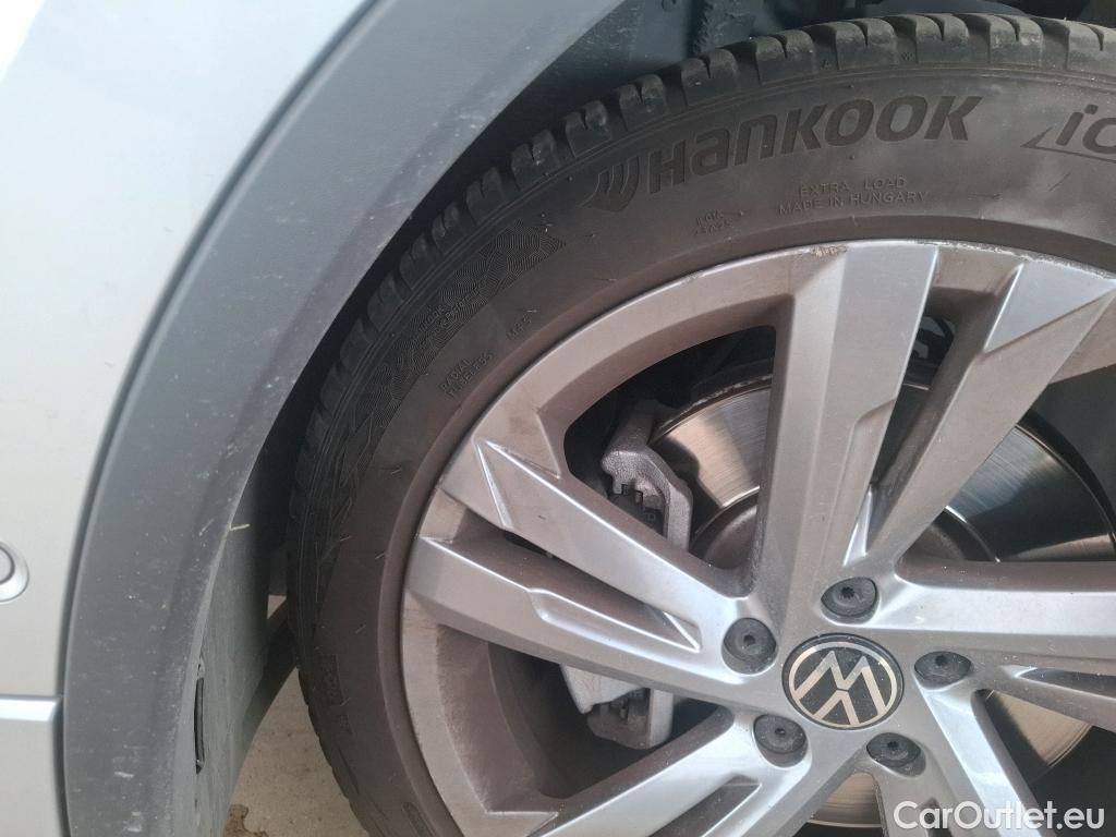  Volkswagen  Tiguan  / 2020 / 5P / SUV 1.4 eHybrid 245 DSG6 R-Line Exclusive #59