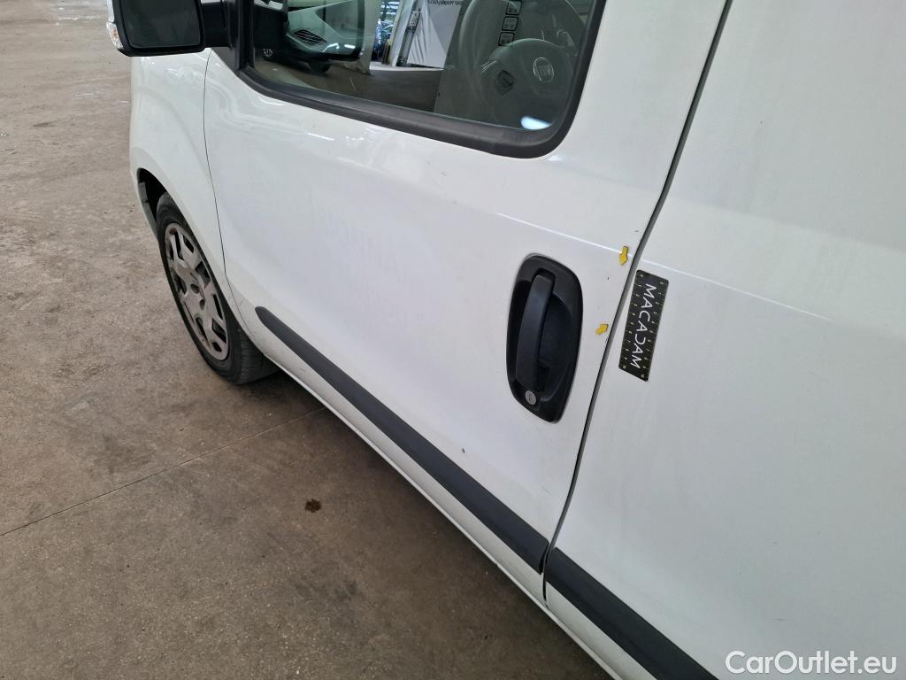  Fiat  Doblo Doblò Pack Pro Nav Maxi Fourgon 1.6 Multijet 105CV BVM6 E6 #22