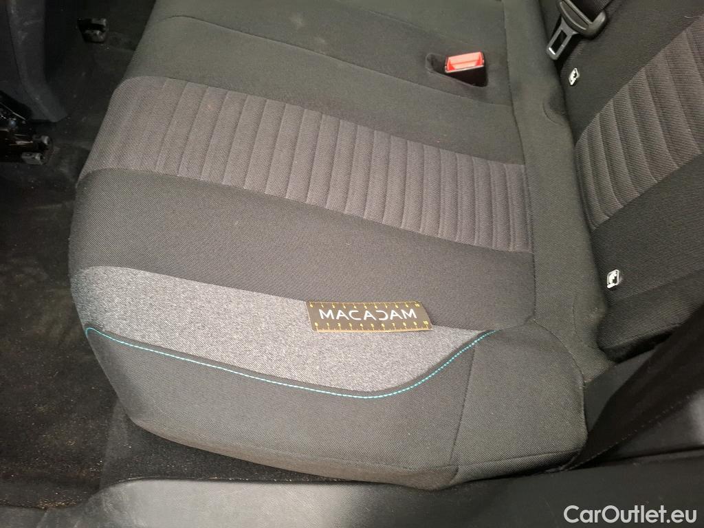  Peugeot  3008  II Active Pack 1.2 PureTech 130CV BVA8 E6d #16