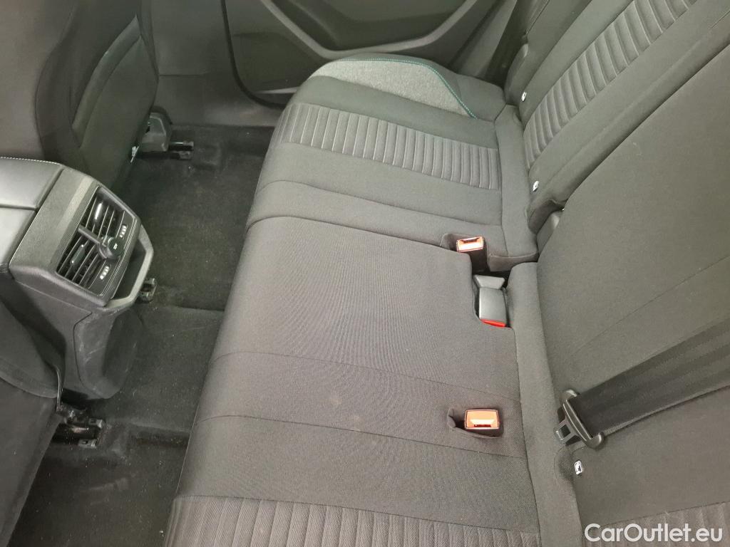  Peugeot  3008  II Active Pack 1.2 PureTech 130CV BVA8 E6d #17