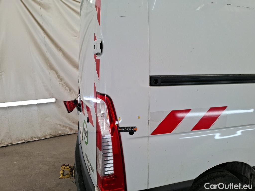  Renault  Master  III Fourgon L2H2 3 5 Grand Confort dCi #31