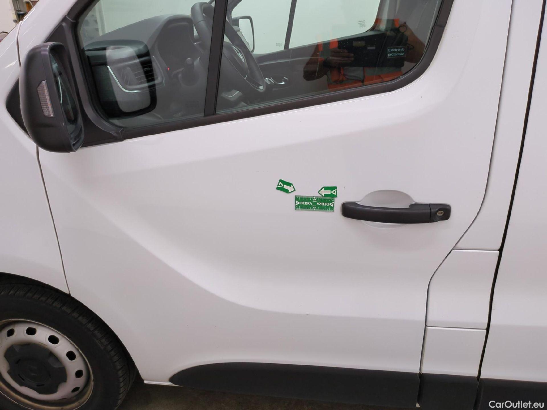  Renault  Trafic  Fourgon L2H1 3T Grand Confort 2.0 dCi 130CV BVM6 E6d #36