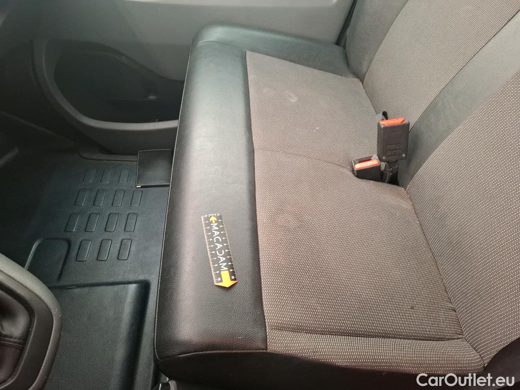  Opel  Vivaro OPEL  / 2019 / 4P / Fourgon tôlé 1.5 Diesel 120 L2 PACK BUSINESS #9