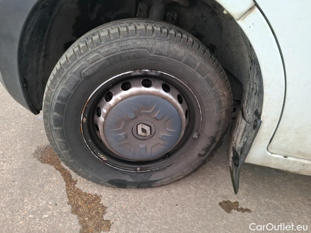  Renault  Master  III Fourgon L2H2 3 5 Grand Confort dCi #38
