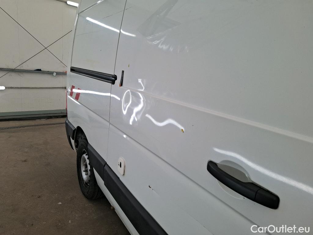  Renault  Master  III Fourgon L2H2 3 5 Grand Confort dCi #11
