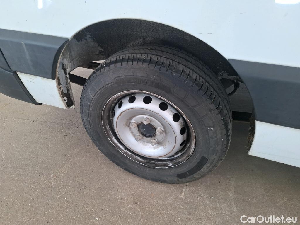  Renault  Master  III Fourgon L2H2 3 5 Grand Confort dCi #54
