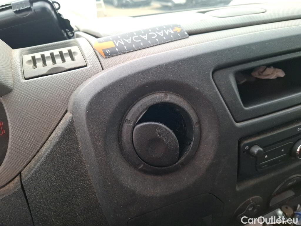 Renault  Master  III Fourgon L2H2 3 5 Grand Confort dCi #53