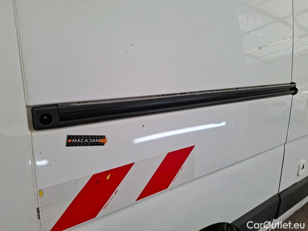  Renault  Master  III Fourgon L2H2 3 5 Grand Confort dCi #41