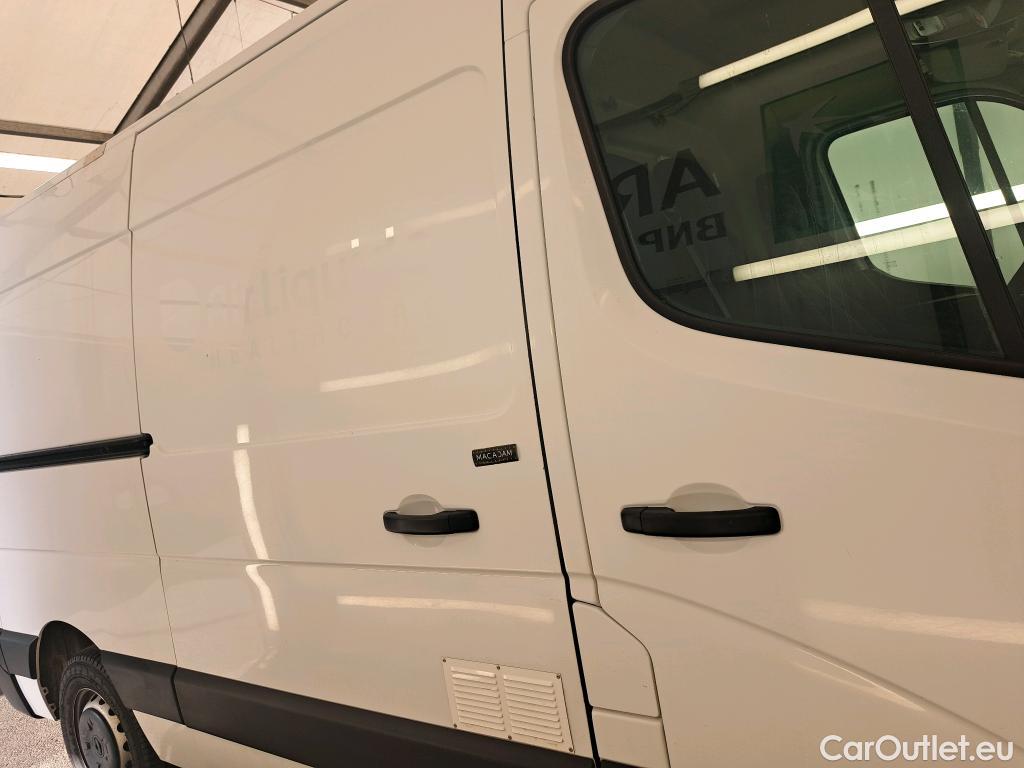  Renault  Master  III Fourgon L2H2 3 5 Grand Confort dCi 135CV BVM6 E6dT #12