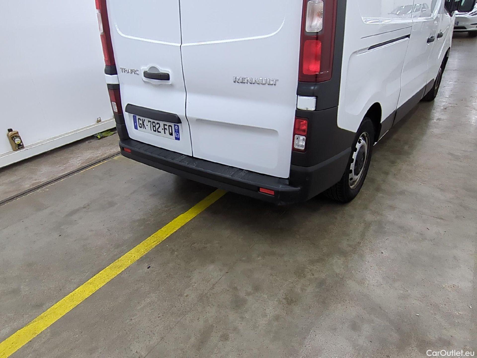  Renault  Trafic  Fourgon L2H1 3T Grand Confort 2.0 dCi 130CV BVM6 E6d #27
