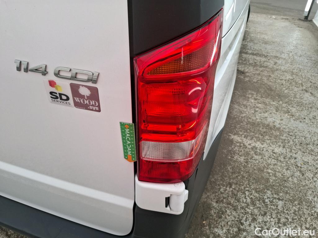  Mercedes  Vito MERCEDES-BENZ  Compact / 2020 / 4P / Fourgon tôlé 114 CDI Fourgon CP FIRST #7