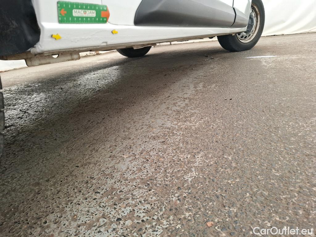  Peugeot  Expert  Fourgon Asphalt L2 2.0 HDi 120CV BVM6 E6dT #21