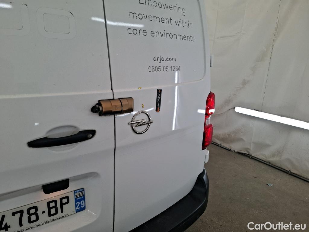  Opel  Vivaro OPEL  / 2019 / 4P / Fourgon tôlé 1.5 Diesel 120 L2 PACK BUSINESS #1