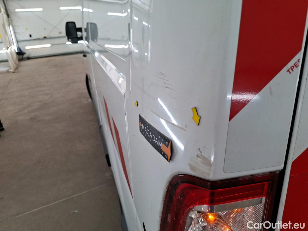  Renault  Master  III Fourgon L2H2 3 5 Grand Confort dCi #26