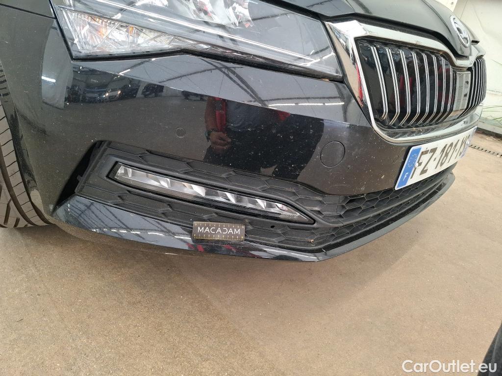  Skoda  Superb  Break Business 2.0 TDI 120CV BVA7 E6d #18