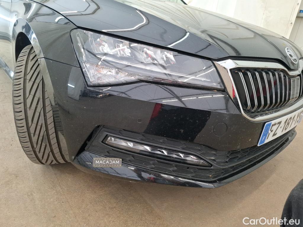  Skoda  Superb  Break Business 2.0 TDI 120CV BVA7 E6d #37