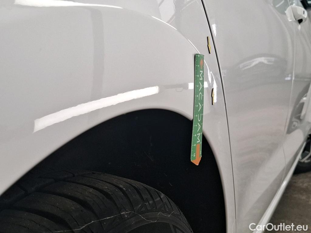 Hyundai  i30  Business 1.6 CRDi 115CV BVM6 E6d #9