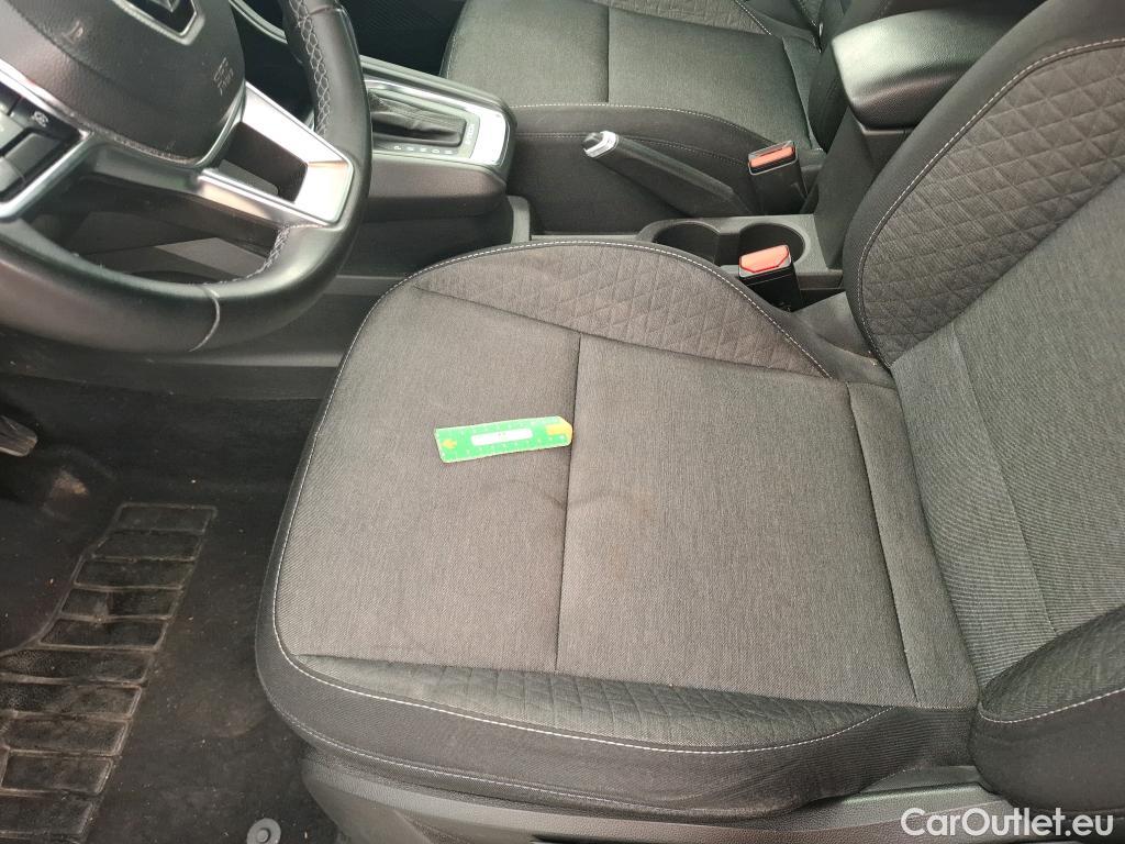  Renault  Captur  II Evolution 1.6 E-TECH Hybrid 145CV BVA6 E6d #10