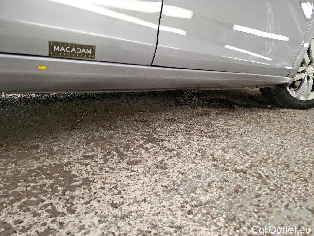  Peugeot  308  Active Business 1.5 HDI 100CV BVM6 E6d #2