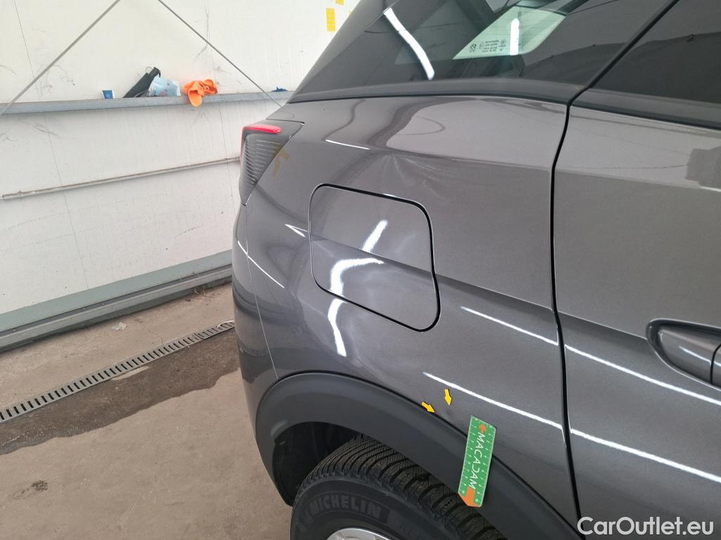  Peugeot  3008  II Active Pack 1.2 PureTech 130CV BVA8 E6d #1
