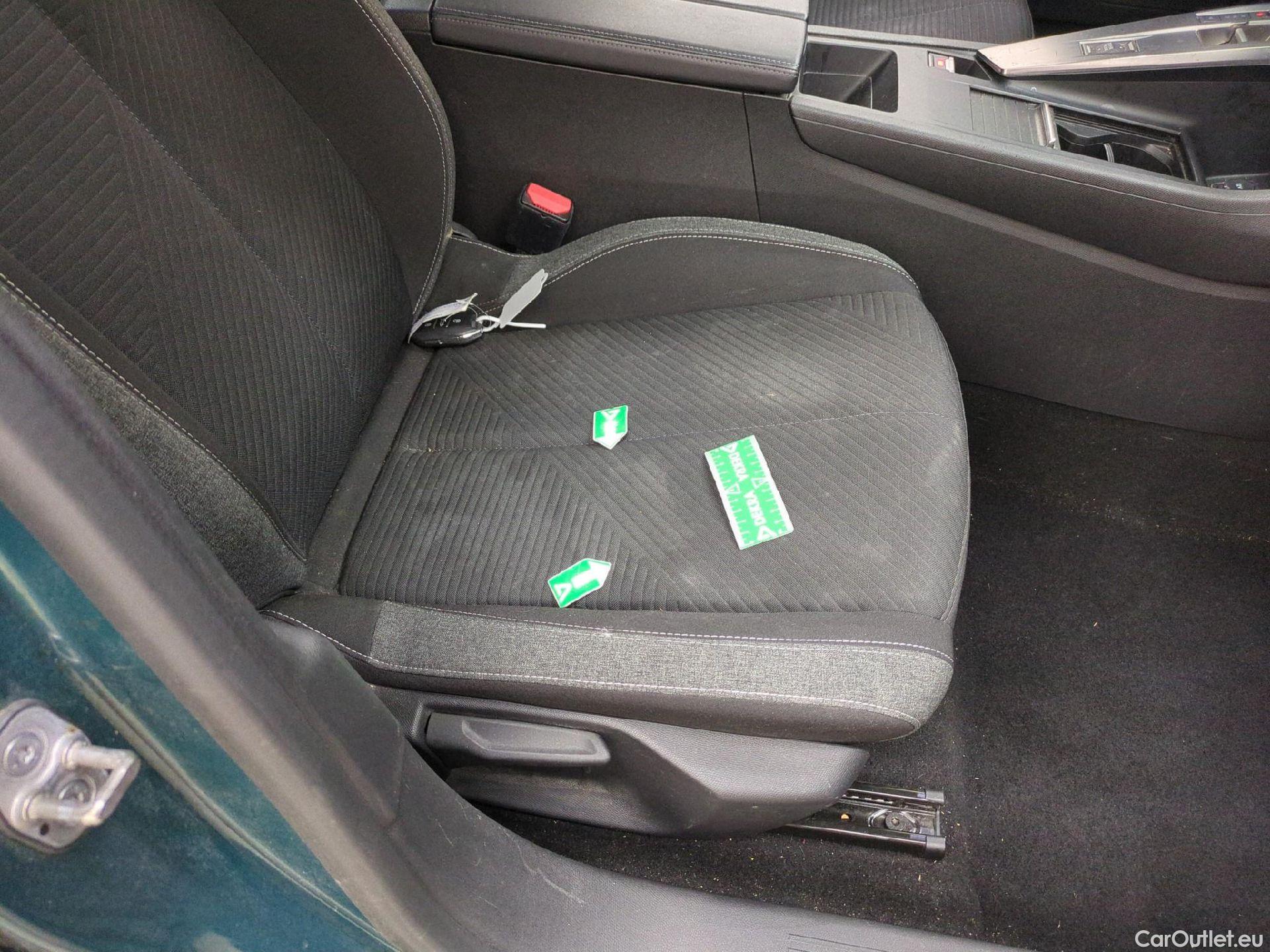  Peugeot  308  SW Active Pack 1.5 HDi 130CV BVA8 E6d #79