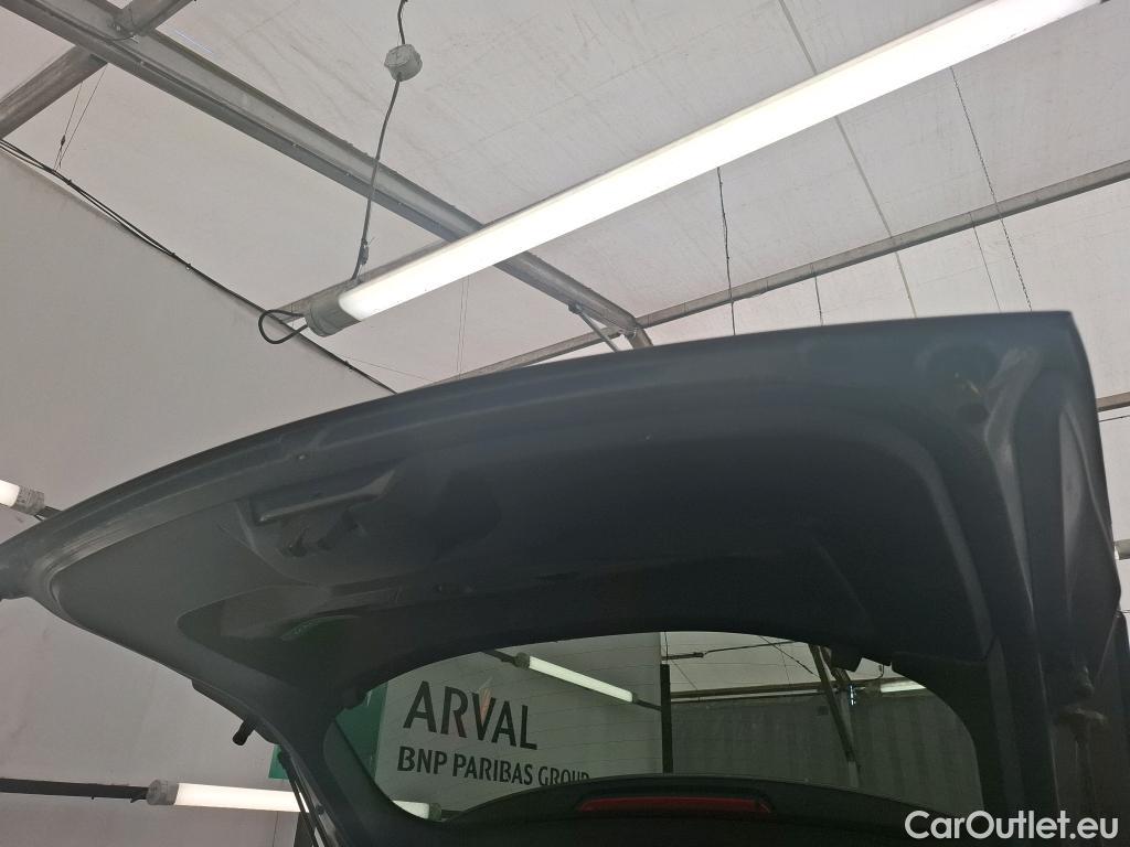  Peugeot  2008  Allure Business 1.5 HDi 110CV BVM6 E6d #11