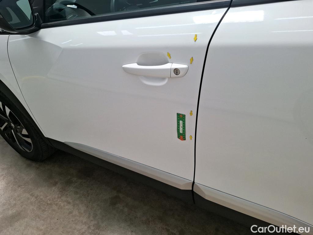  Peugeot  2008  Allure 1.5 HDi 130CV BVA8 E6d #12
