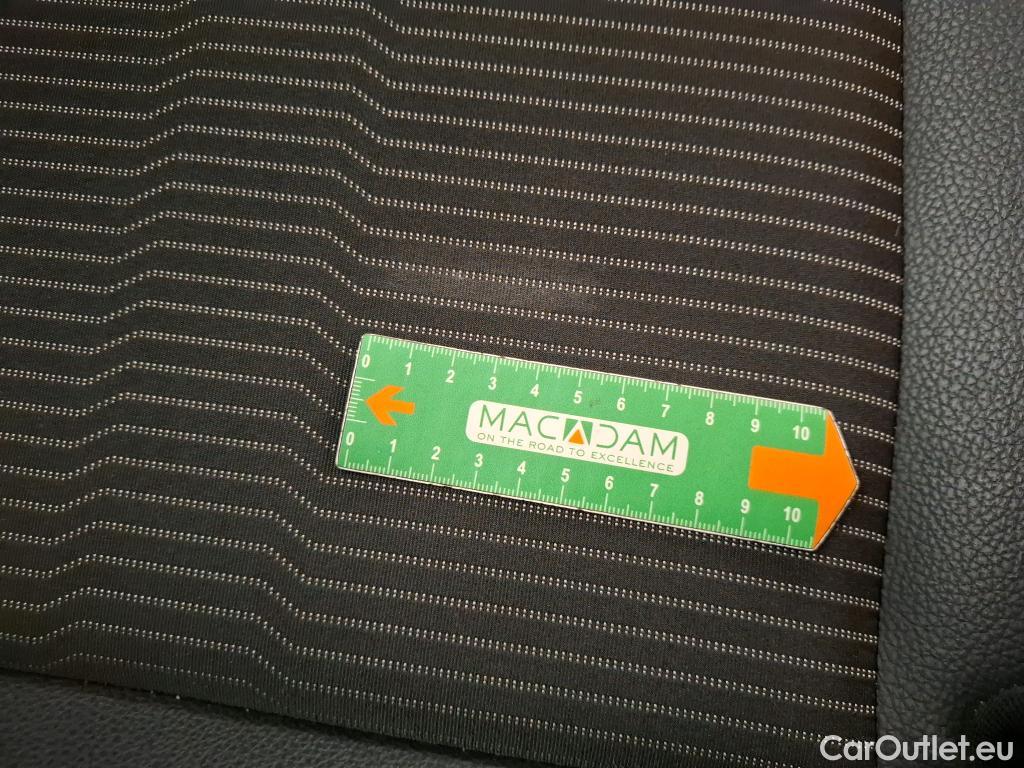  Mercedes  CLA-Klasse MERCEDES-BENZ CLA Shooting Brake / 2019 / 5P / Break CLA 200 d Business Line BA8 #62