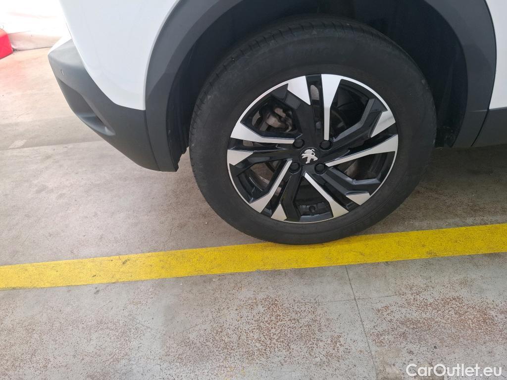  Peugeot  2008  Allure 1.5 HDi 130CV BVA8 E6d #27