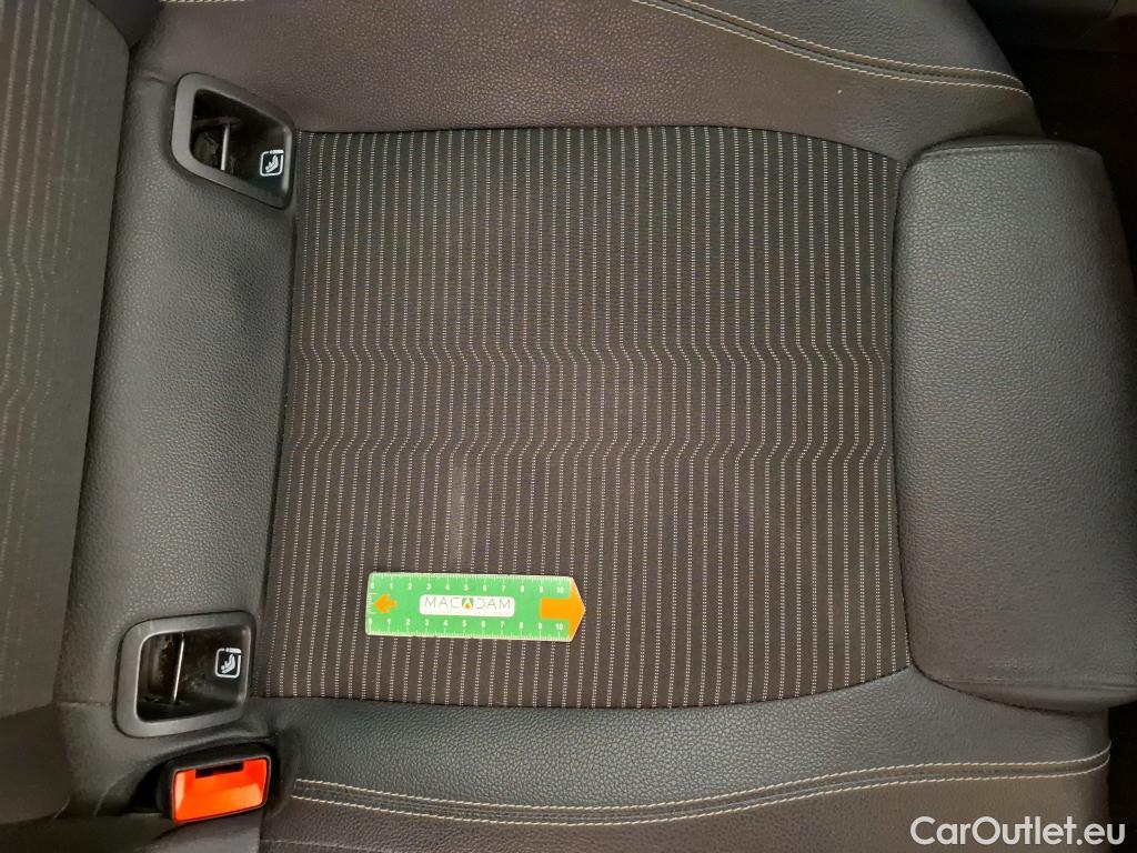  Mercedes  CLA-Klasse MERCEDES-BENZ CLA Shooting Brake / 2019 / 5P / Break CLA 200 d Business Line BA8 #61