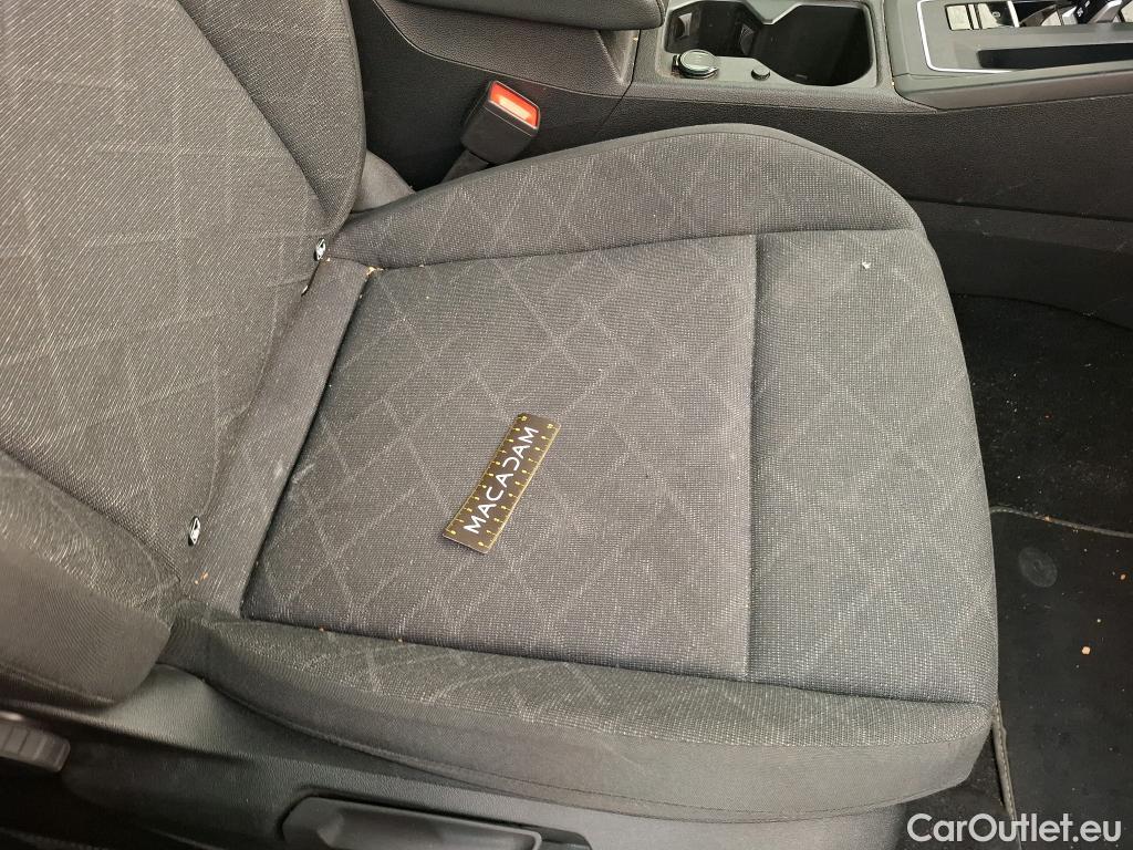  Volkswagen  Golf  VIII SW Life Plus 2.0 TDI 115CV BVA7 E6d #29