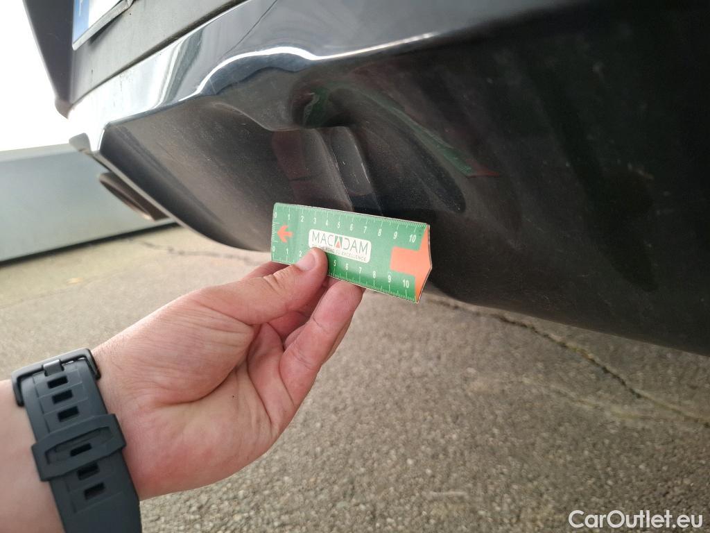  Citroen  C4  X Shine 1.2 PureTech 130CV BVA8 6E #4