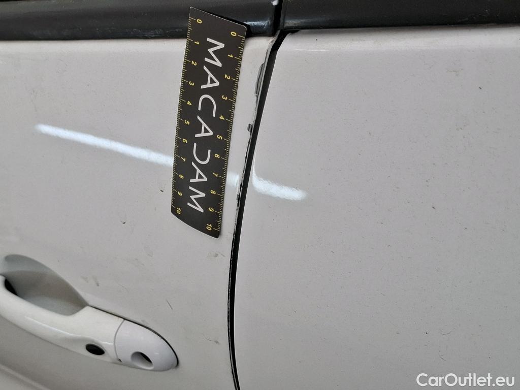  Renault  Clio  IV Business 0.9 TCe 90CV BVM5 E6 #2