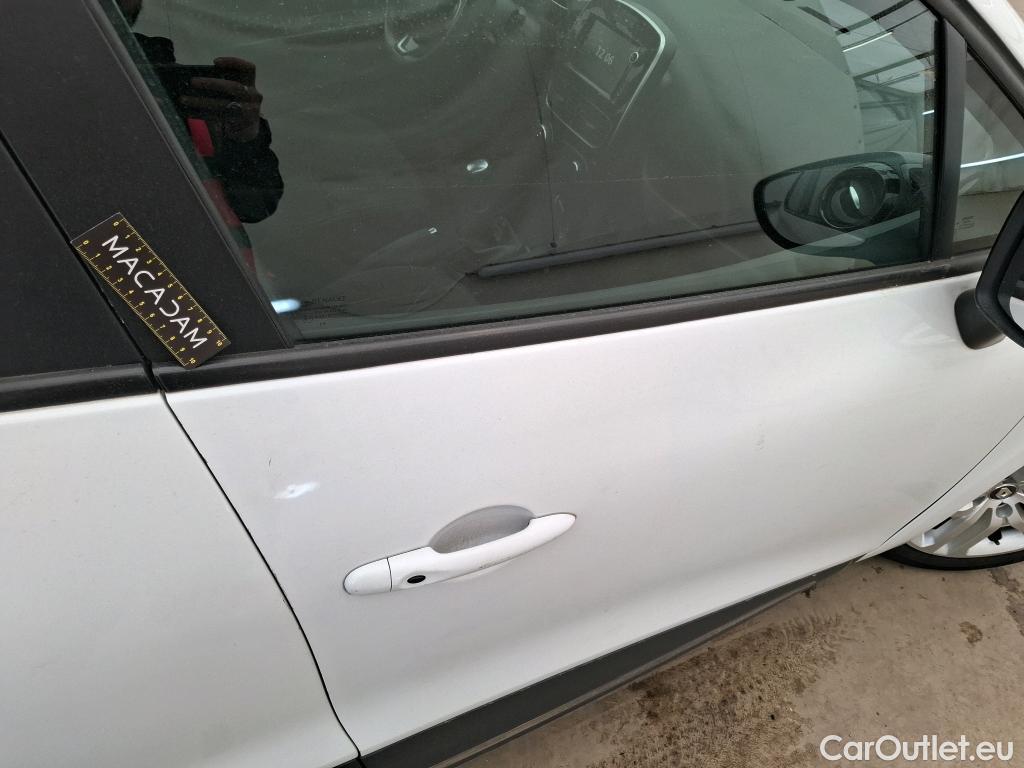  Renault  Clio  IV Business 0.9 TCe 90CV BVM5 E6 #11