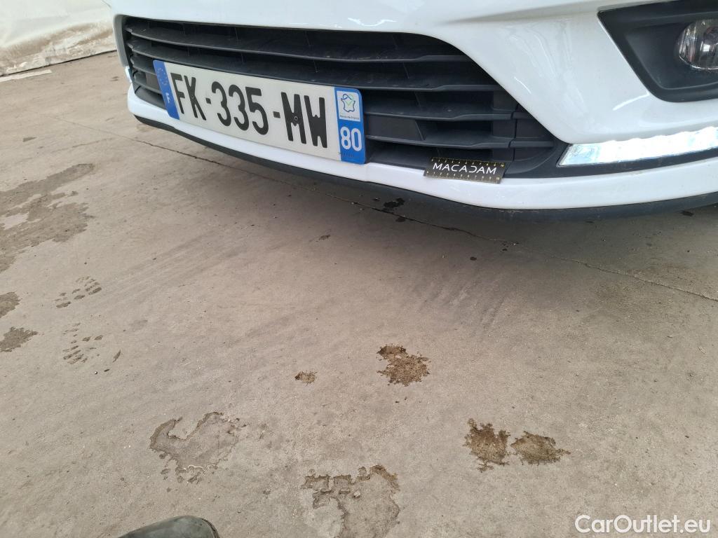  Renault  Clio  IV Business 0.9 TCe 90CV BVM5 E6 #5