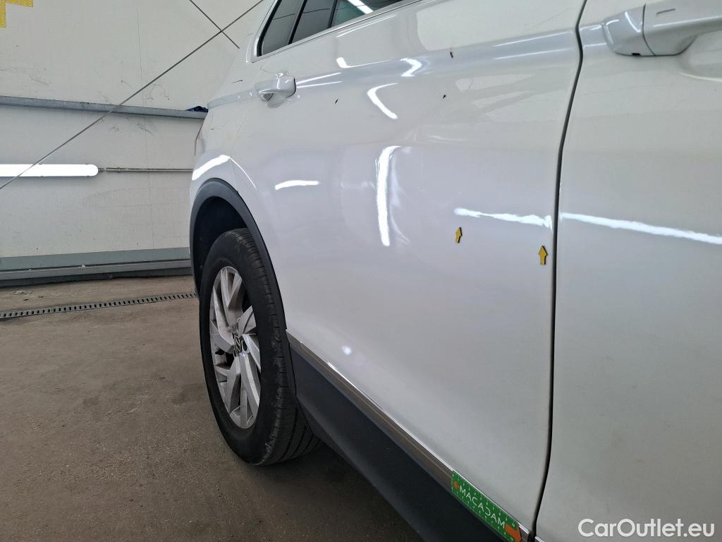  Volkswagen  Tiguan VOLKSWAGEN  / 2020 / 5P / SUV 1.4 eHybrid 245 DSG6 Elegance Exclusive #3