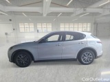  Alfa Romeo   STELVIO ALFA ROMEO / 2017 / 5P / SUV 2.2 TD 210 CV SUPER AT8 Q4 #8