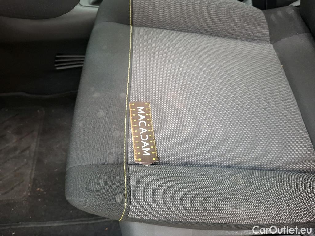  Citroen  C3  Société Feel Nav 1.2 PureTech 80CV BVM5 E6d #23