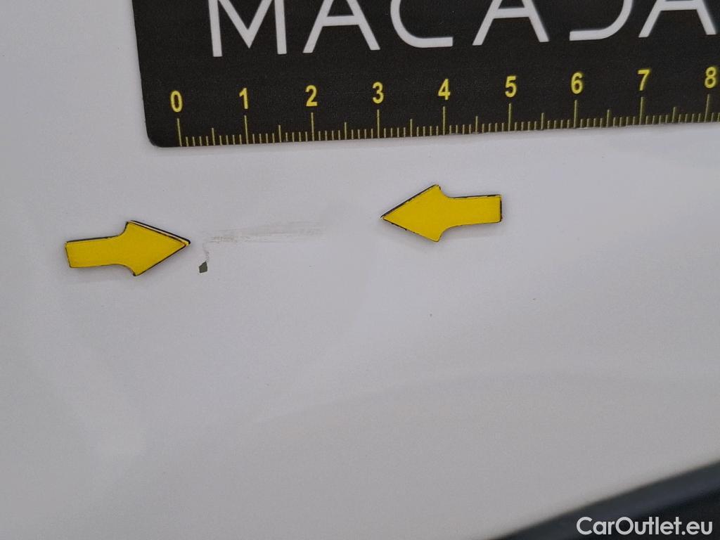  Citroen  C3  Société Feel Nav 1.2 PureTech 80CV BVM5 E6d #16