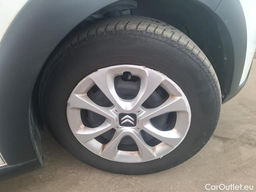  Citroen  C3  Société Feel 1.5 BlueHDI 100CV BVM5 E6dT #35