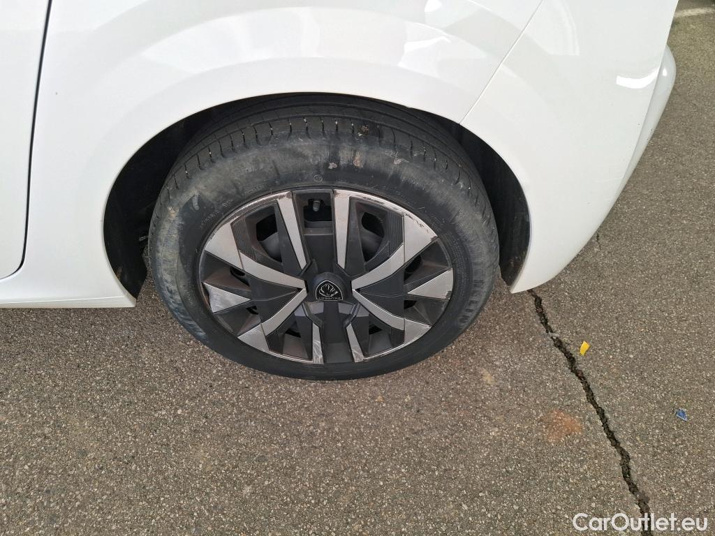  Peugeot  208  Active 1.2 PureTech 100CV BVM6 E6d #45