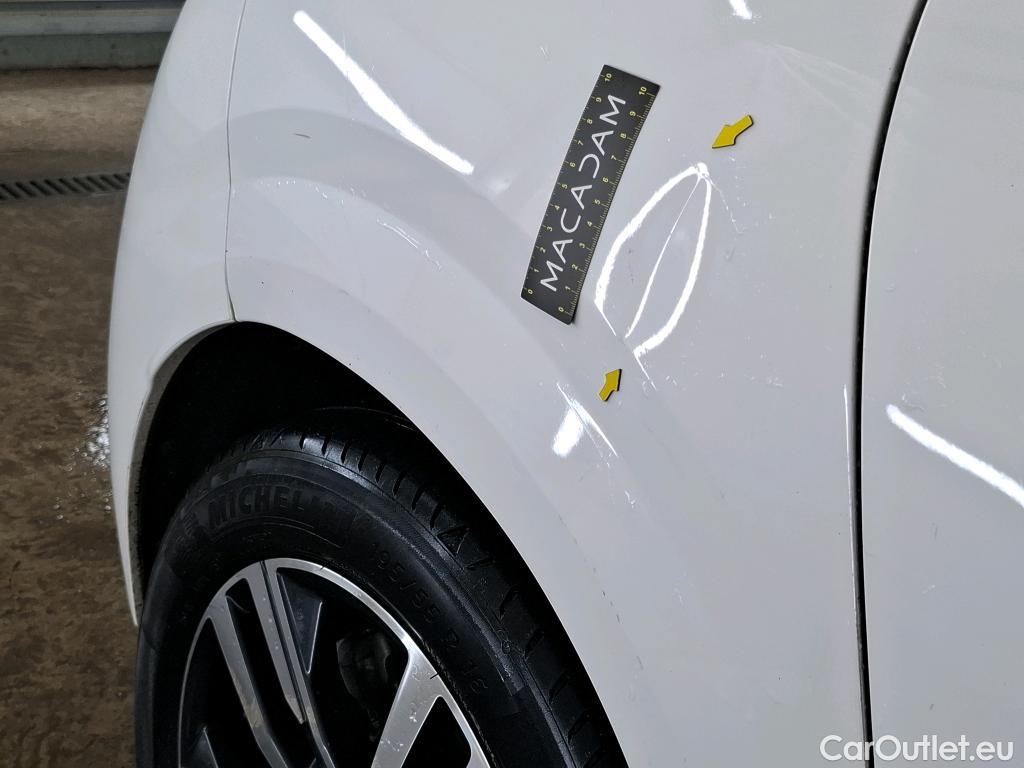  Peugeot  208  Allure Business 1.2 PureTech 100CV BVM6 E6d #2