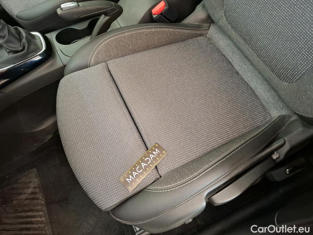  Opel  Crossland  X Business Elegance 1.2 Turbo 110CV BVM6 E6d #27