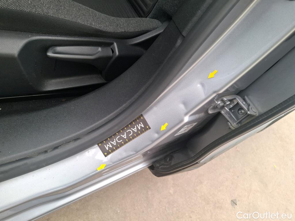  Peugeot  2008  (e-) Active Pack 50kWh BVA #1