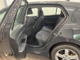  Volkswagen  Golf  2.0 TDI SCR Life   Manual Diesel  15 #9