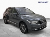  Volkswagen  Tiguan 2.0 TDI SCR Life   Manual Diesel  106 #2