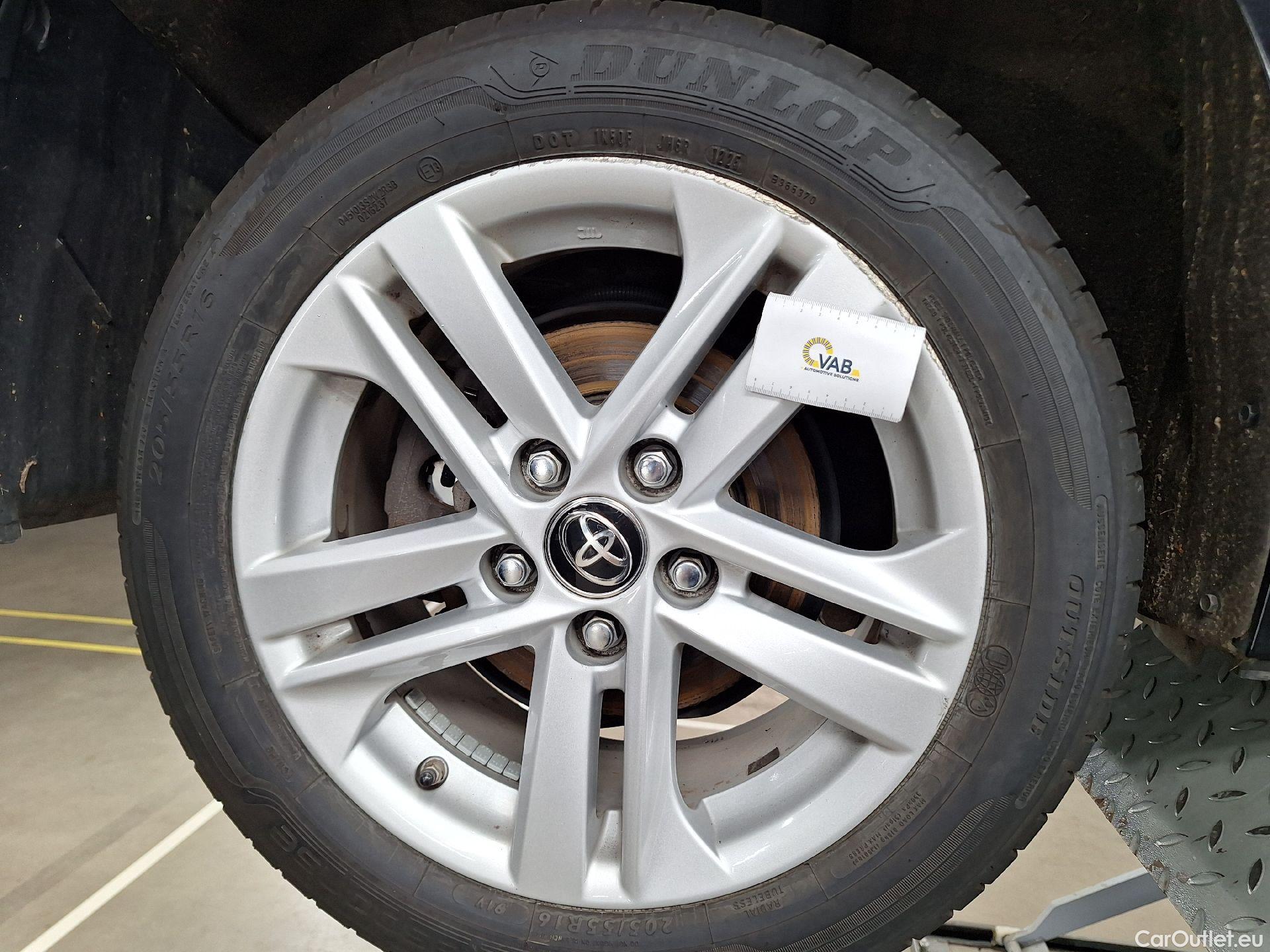  Toyota  Corolla Toyota,  TS '19, Toyota  Touring Sports 1.8 Hybrid Dynamic e #35