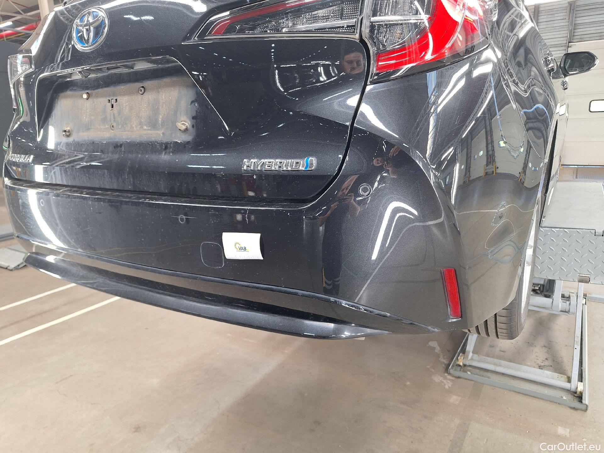  Toyota  Corolla Toyota,  TS '19, Toyota  Touring Sports 1.8 Hybrid Dynamic e #25