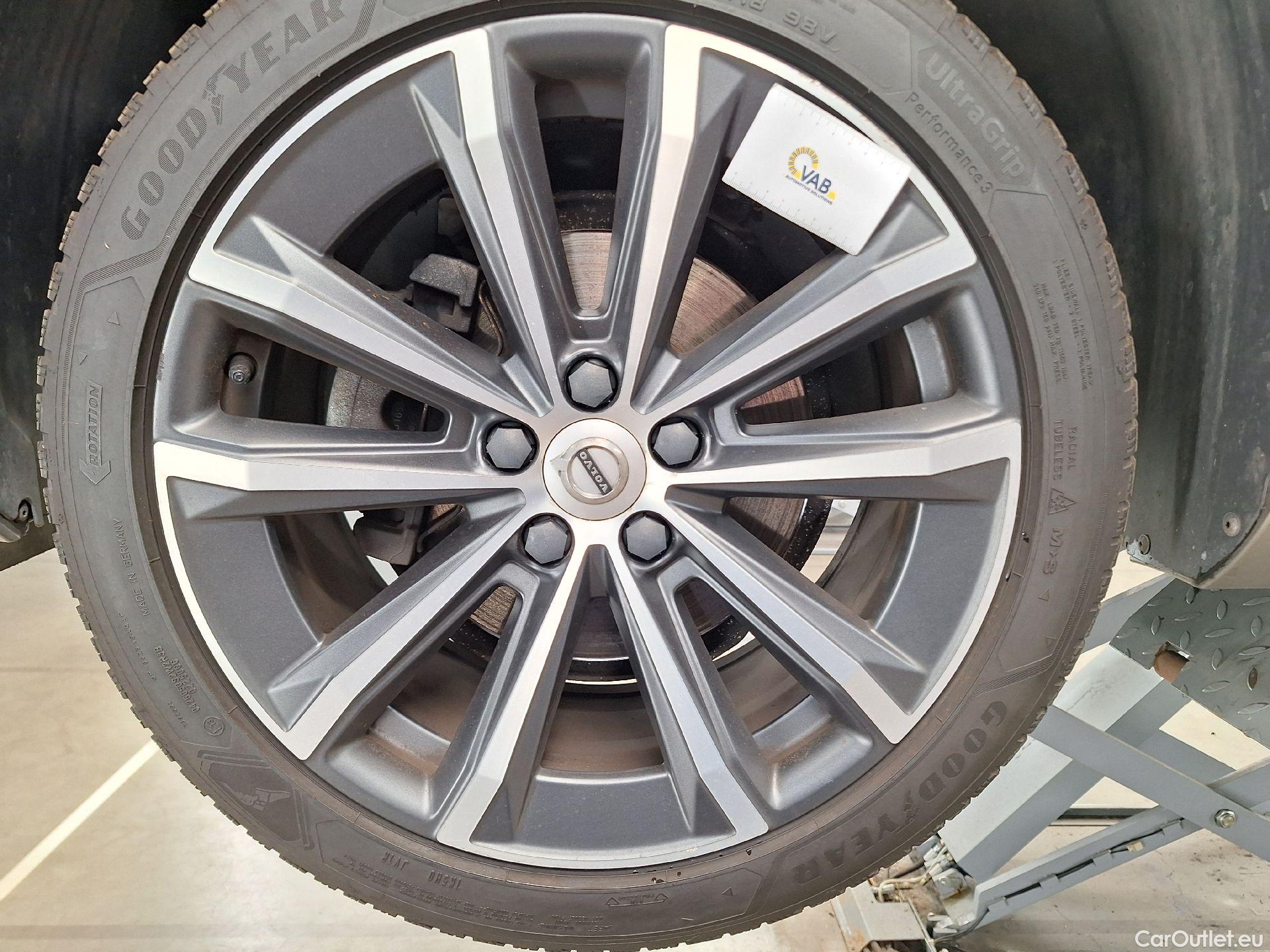  Volvo  V60 Volvo,  '18, Volvo  D3 Geartronic Momentum Pro 5d #12
