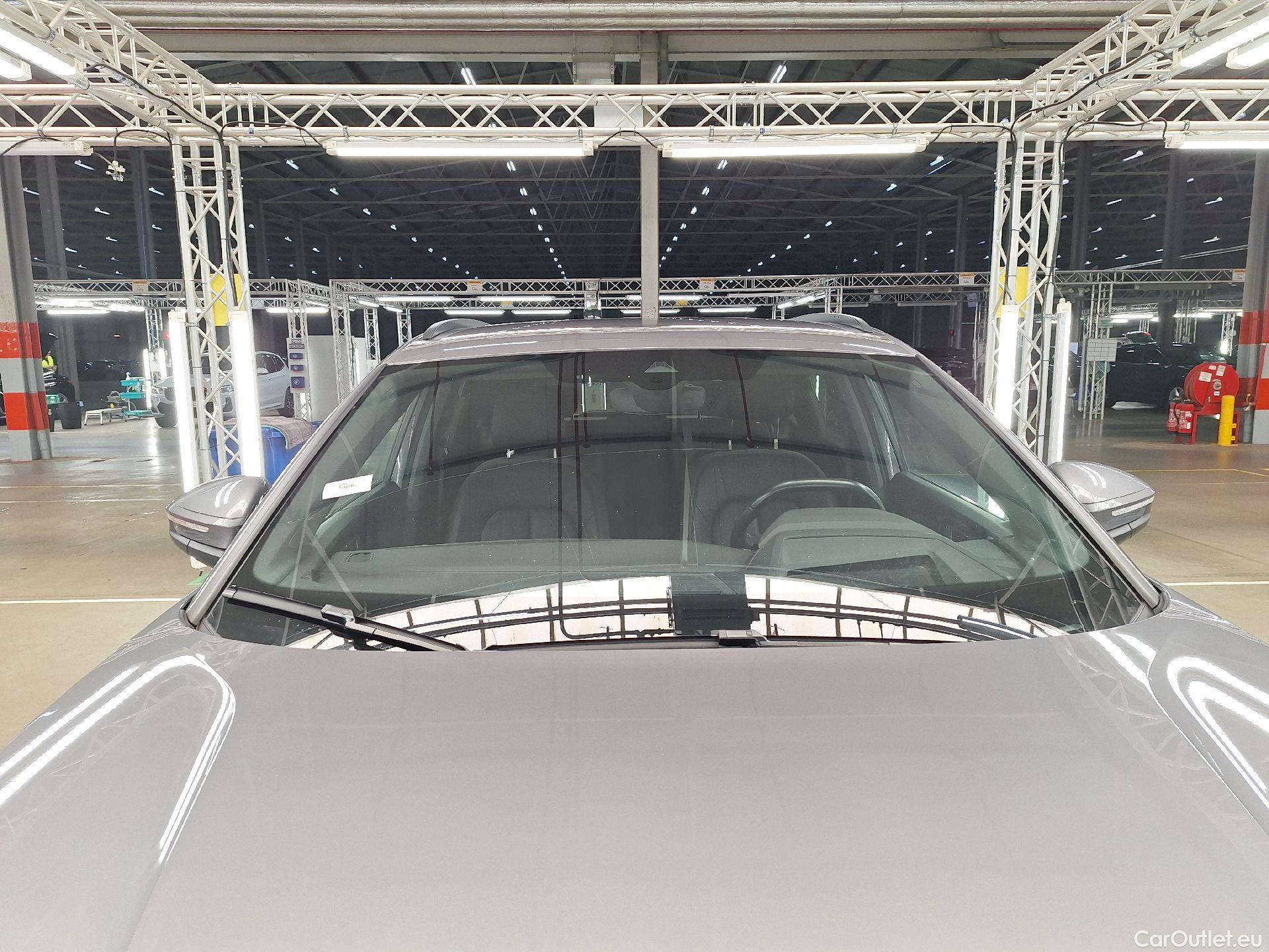  Audi  Q4 E-Tron Audi,  '21 BEV, Audi  40 e-tron Advanced 5d #3